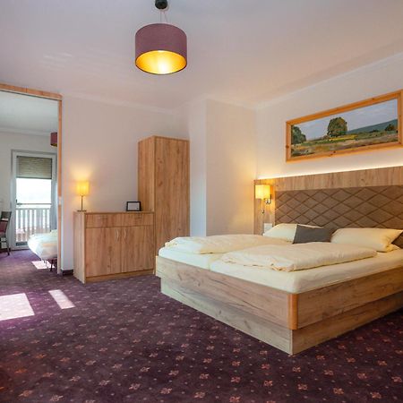 Ferienhotel Wolfsmuehle Rodishain Buitenkant foto