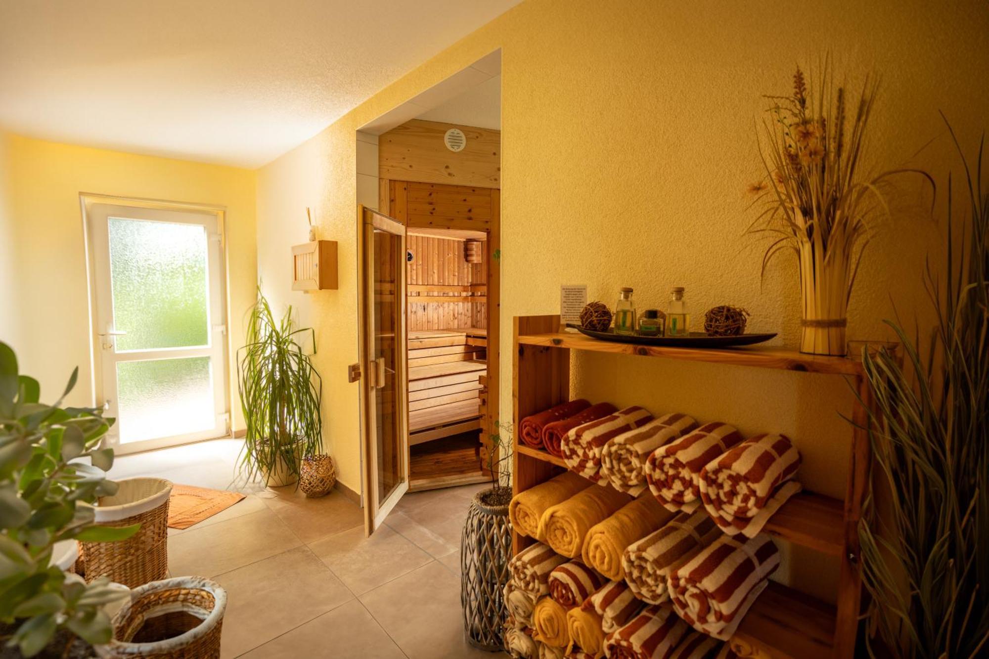 Ferienhotel Wolfsmuehle Rodishain Buitenkant foto
