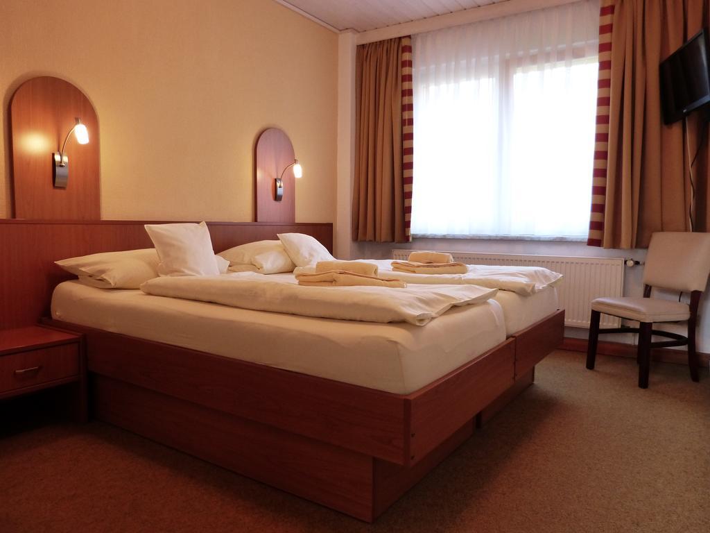 Ferienhotel Wolfsmuehle Rodishain Buitenkant foto