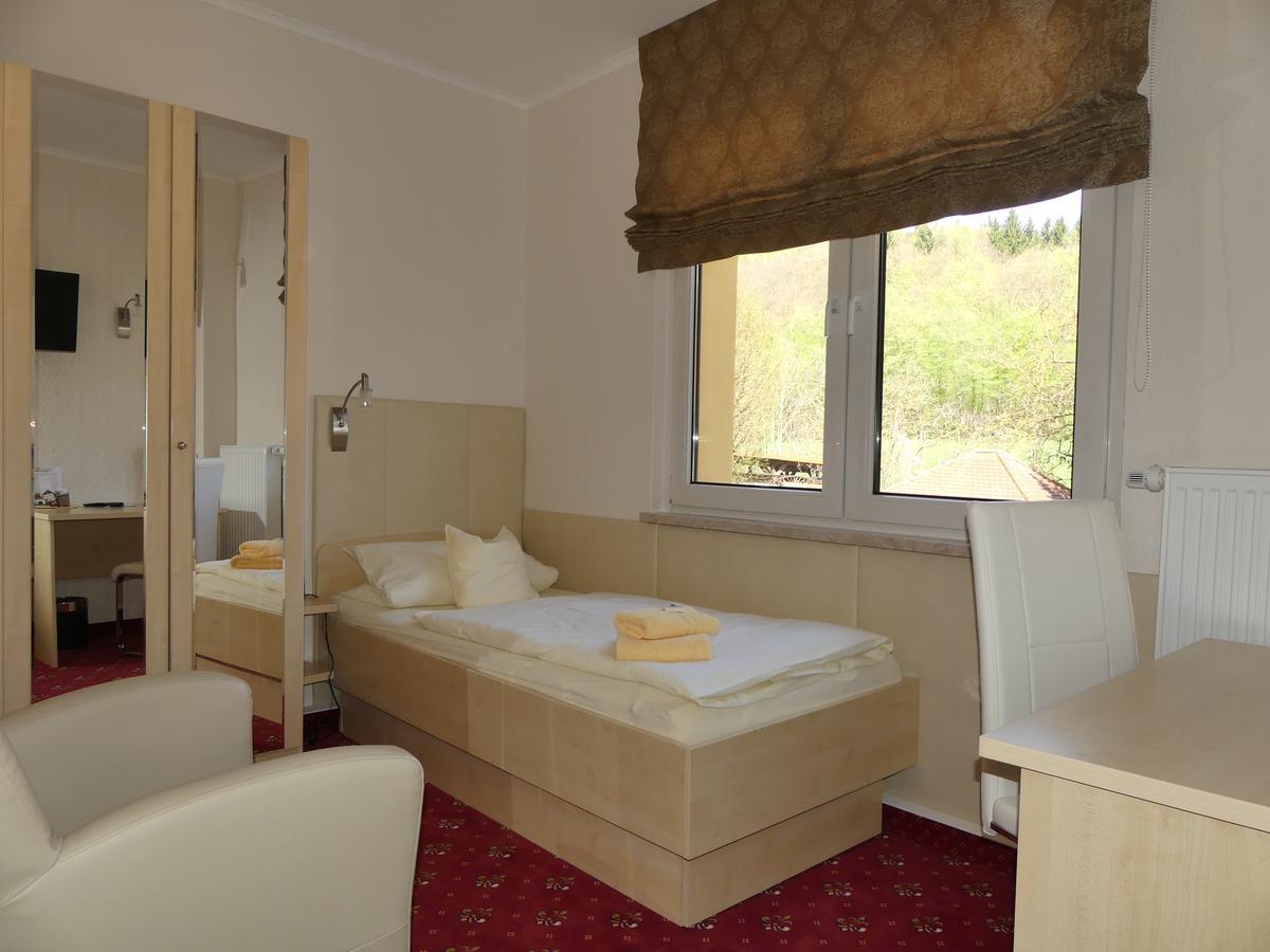 Ferienhotel Wolfsmuehle Rodishain Buitenkant foto