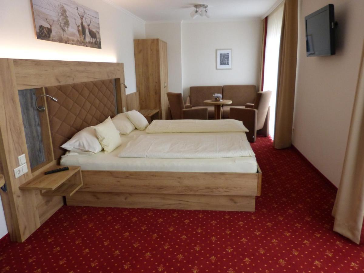 Ferienhotel Wolfsmuehle Rodishain Buitenkant foto