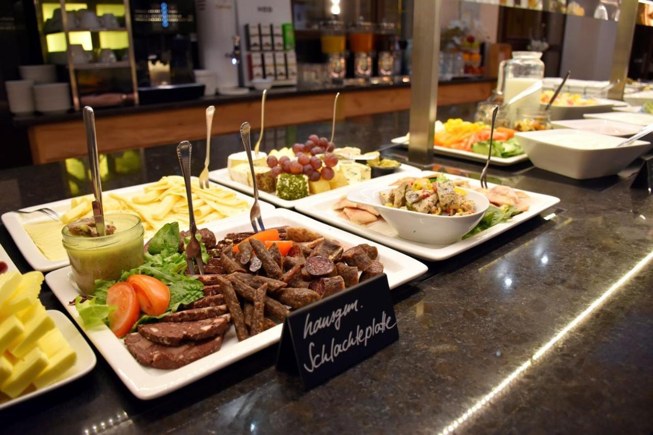 Ferienhotel Wolfsmuehle Rodishain Buitenkant foto